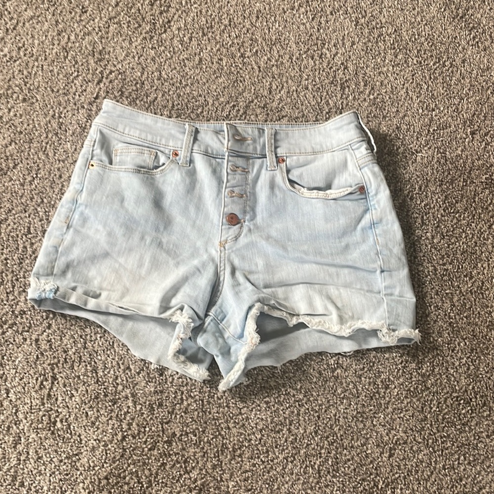 Shorts. Brand is universal thread! Great condition!